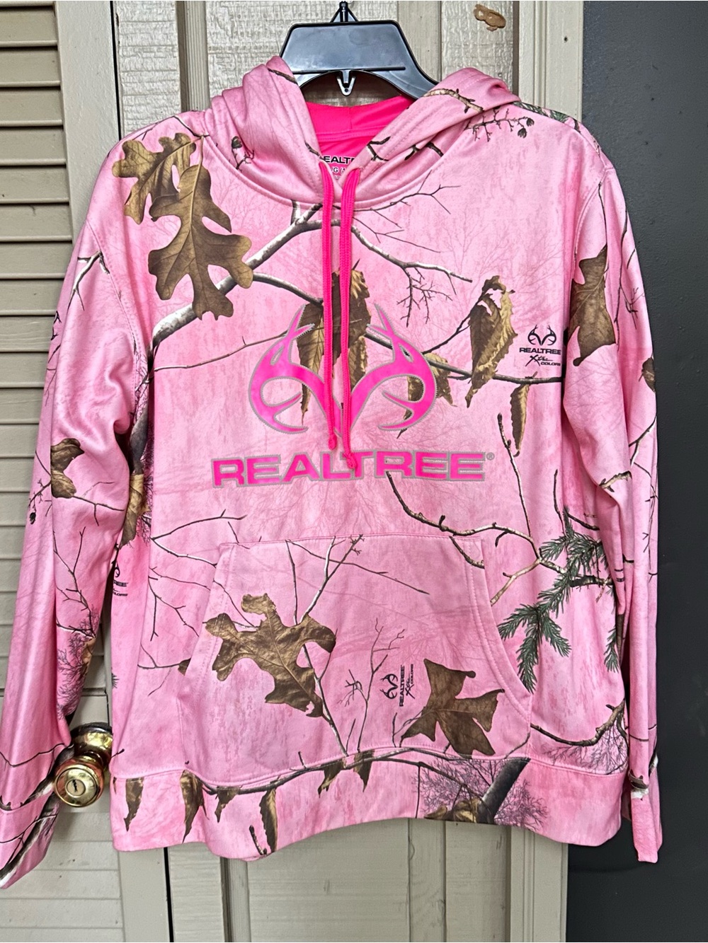 Women’s RealTree Pink Camo Hoodie Size Large